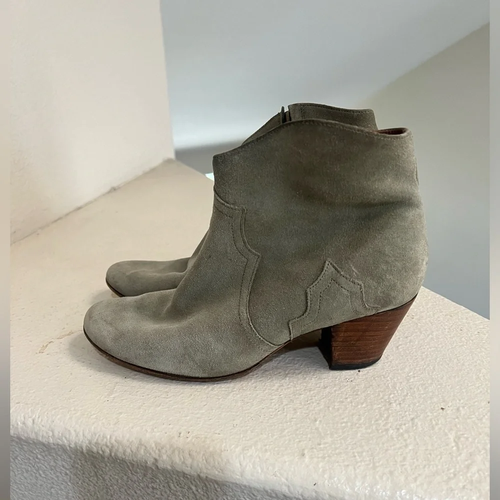 Isabel Marant questions leave